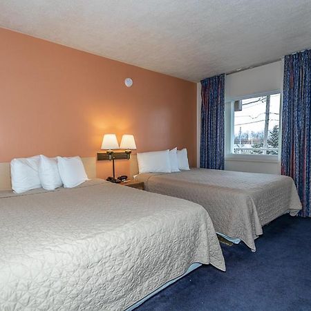 Americas Best Value Inn Ashtabula/Austinburg Екстер'єр фото