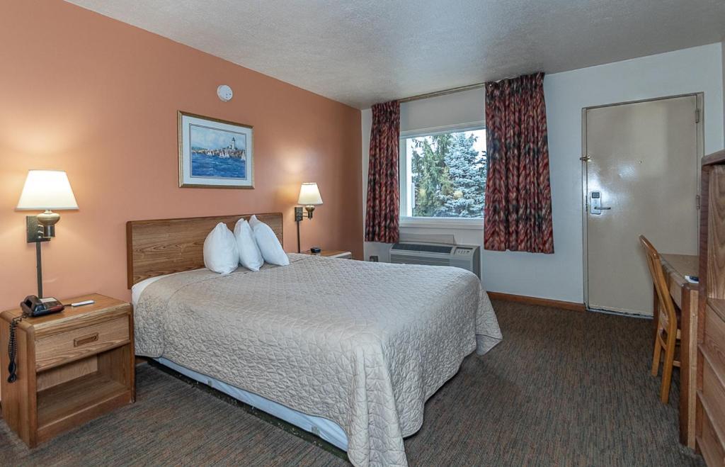 Americas Best Value Inn Ashtabula/Austinburg Екстер'єр фото